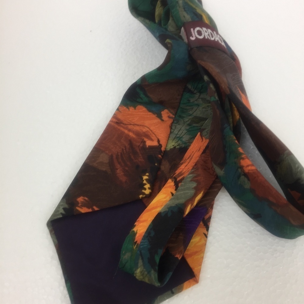 Jordache Men Neck Tie. Multi colors. Sz. Os
